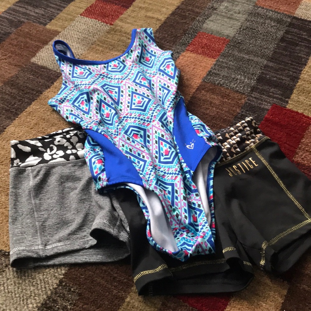 Justice dance shorts bundle sz8 Free Leo!